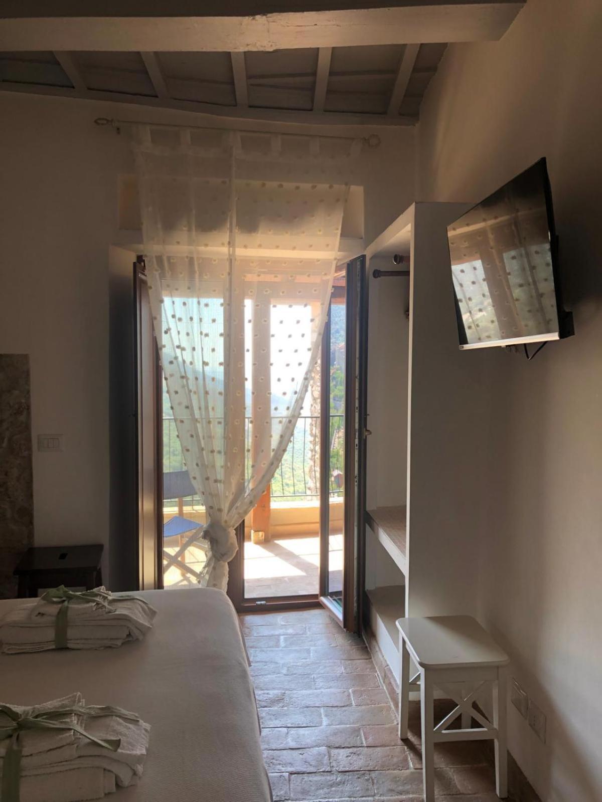 B&B Le Principesse Сермонета Экстерьер фото